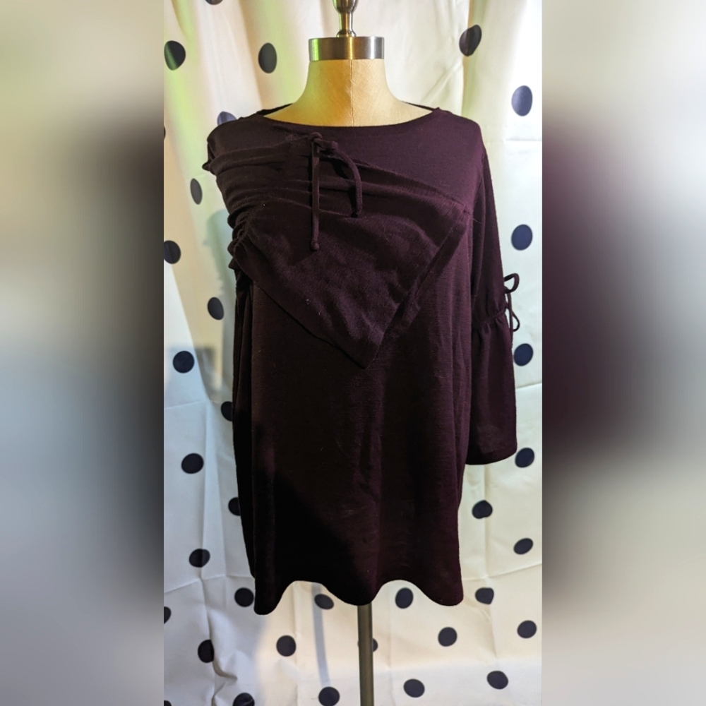 LOFT Split Tie Sleeve shirt